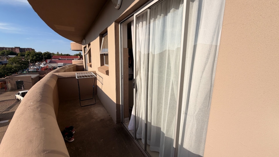 1 Bedroom Property for Sale in Bult South North West
